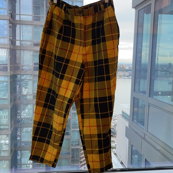 Live too true - Picture 2 of 9